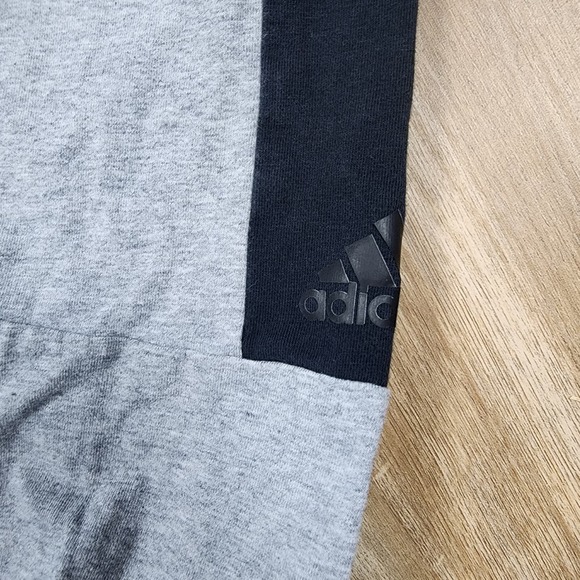 Adidas Grey women's size small leggings - Picture 6 of 8